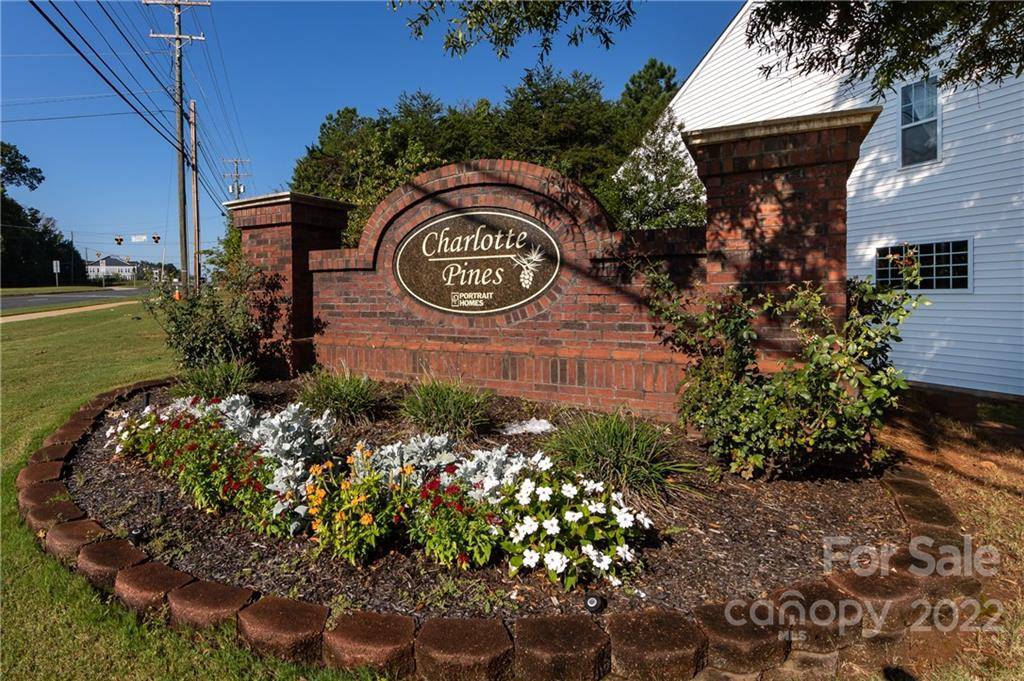 Charlotte, NC 28278,13916 Singleleaf LN