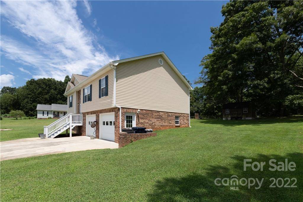 Lenoir, NC 28645,4057 Meadow CIR