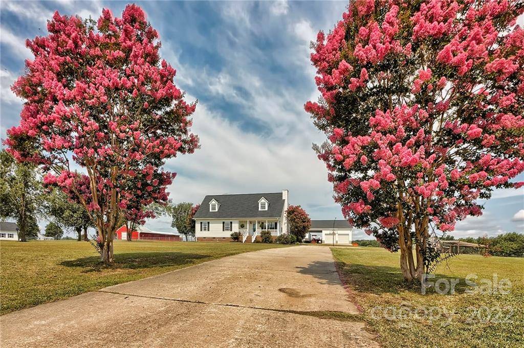 Heath Springs, SC 29058,2766 Blue Jay RD