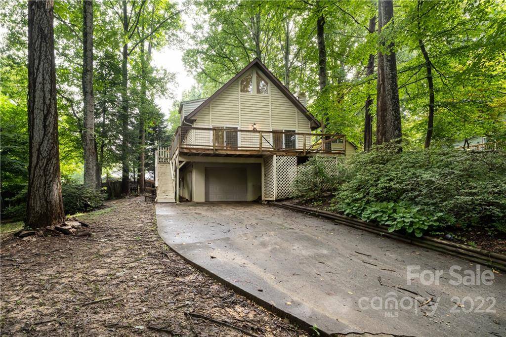 Fletcher, NC 28732,4 Oak Moss CT