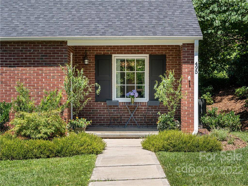 Asheville, NC 28804,495 Kimberly AVE