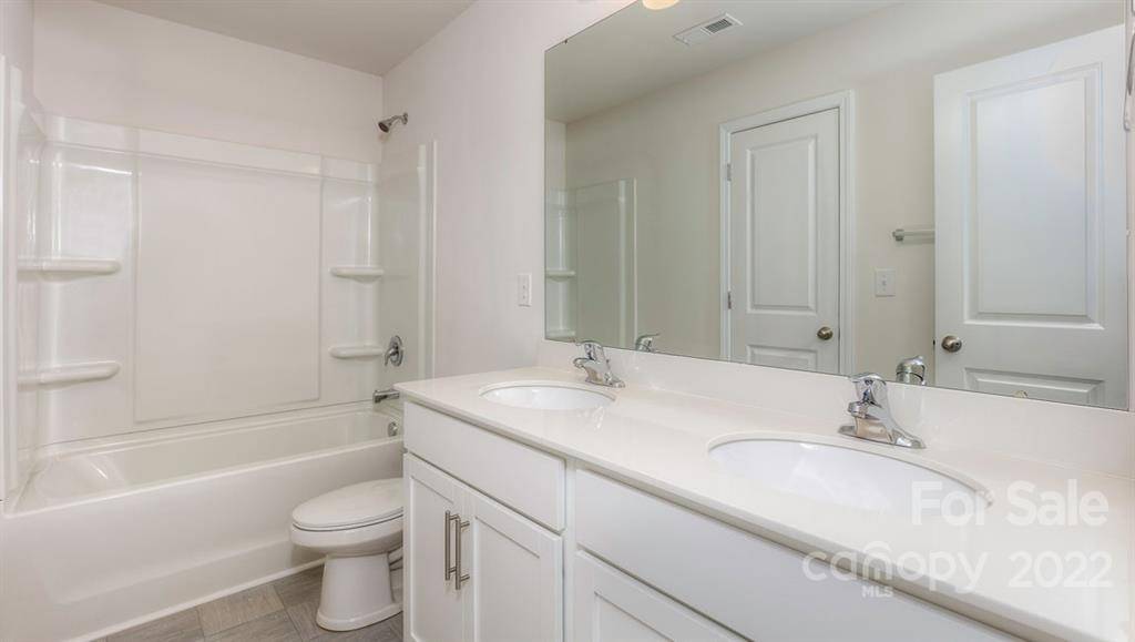 Dallas, NC 28034,2002 Eastway DR