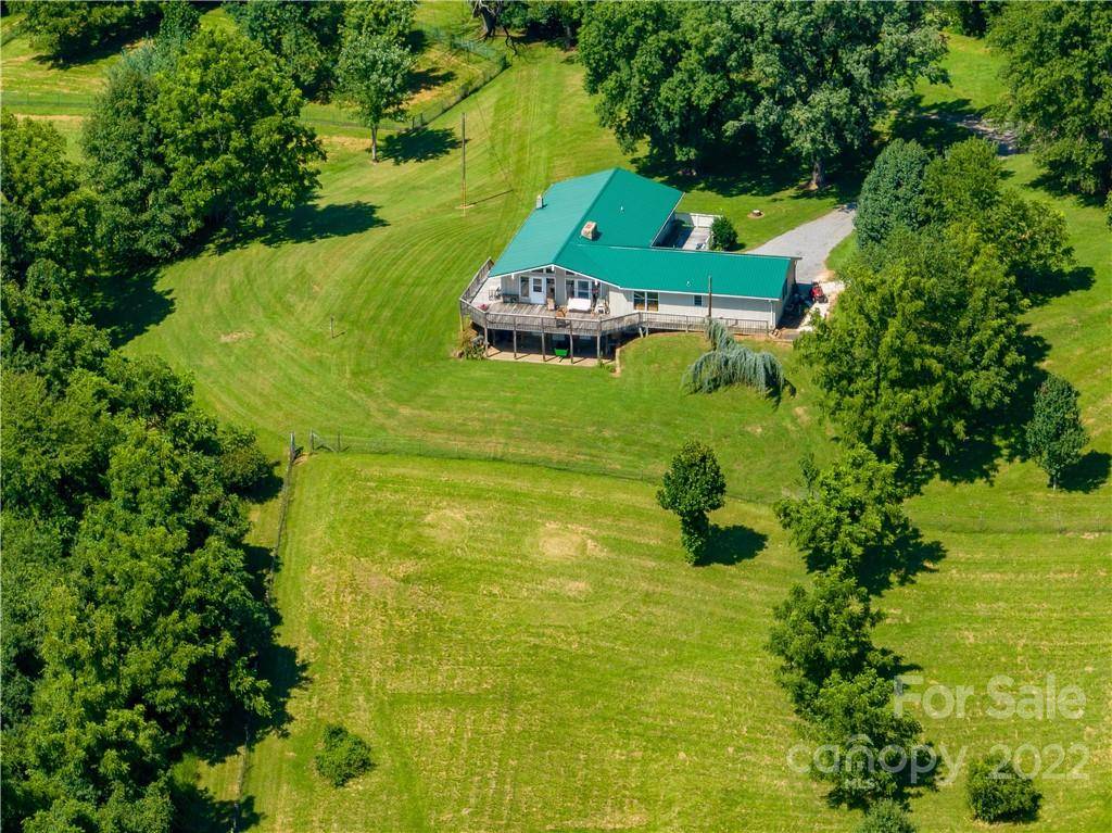 Leicester, NC 28748,1194 Bear Creek RD