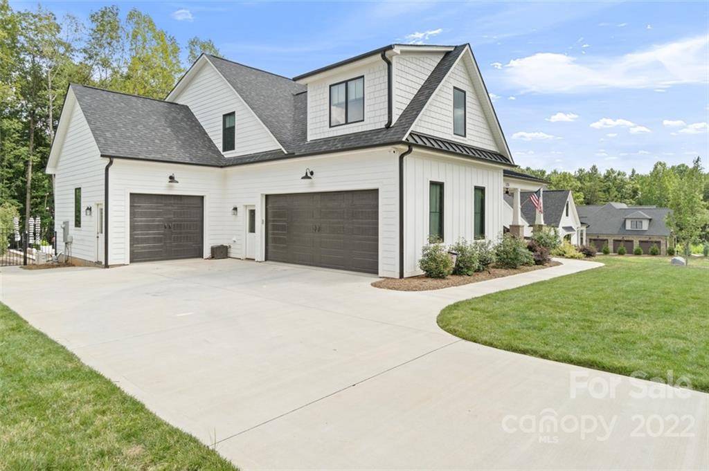 Mooresville, NC 28115,125 Castleview LN