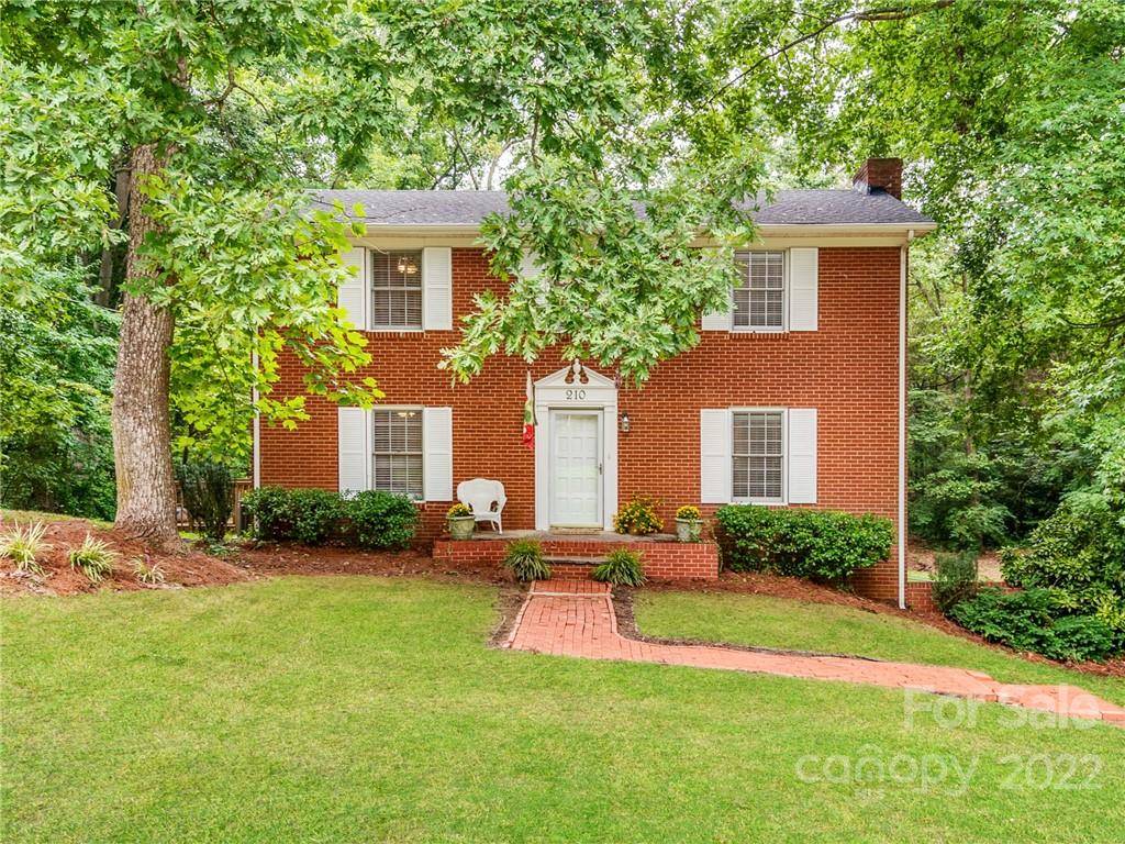 Charlotte, NC 28214,210 Kingsway CIR