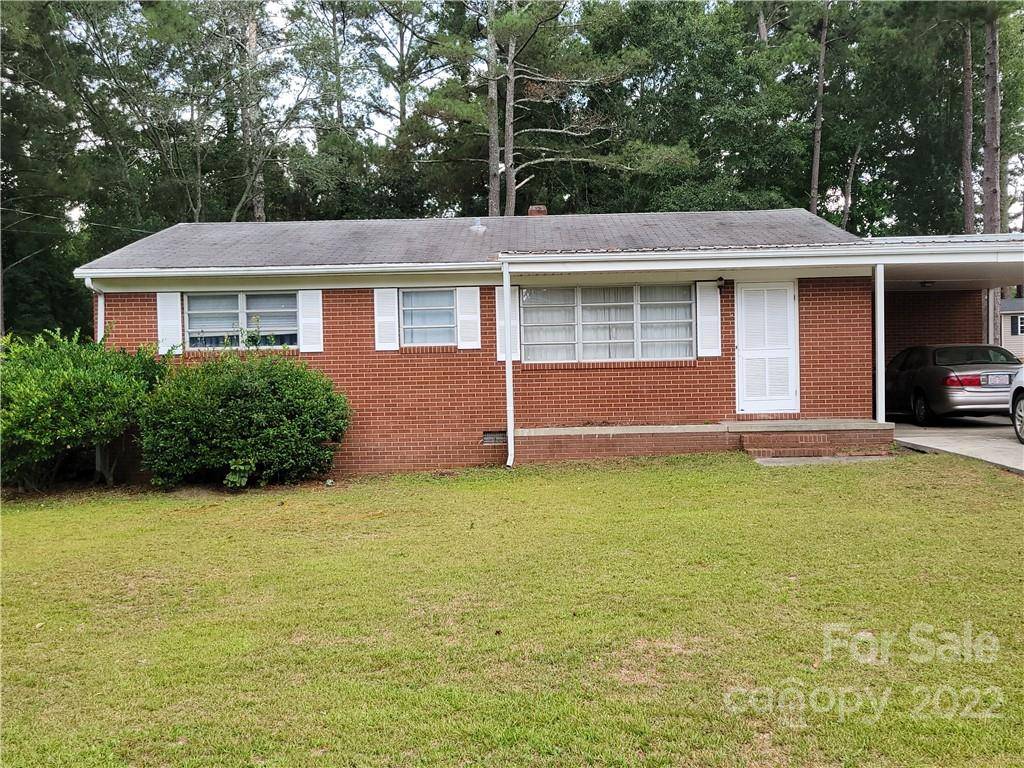 Candor, NC 27229,311 W Currie RD