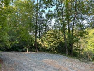 Balsam Grove, NC 28708,35-36-37 Kimiko LN