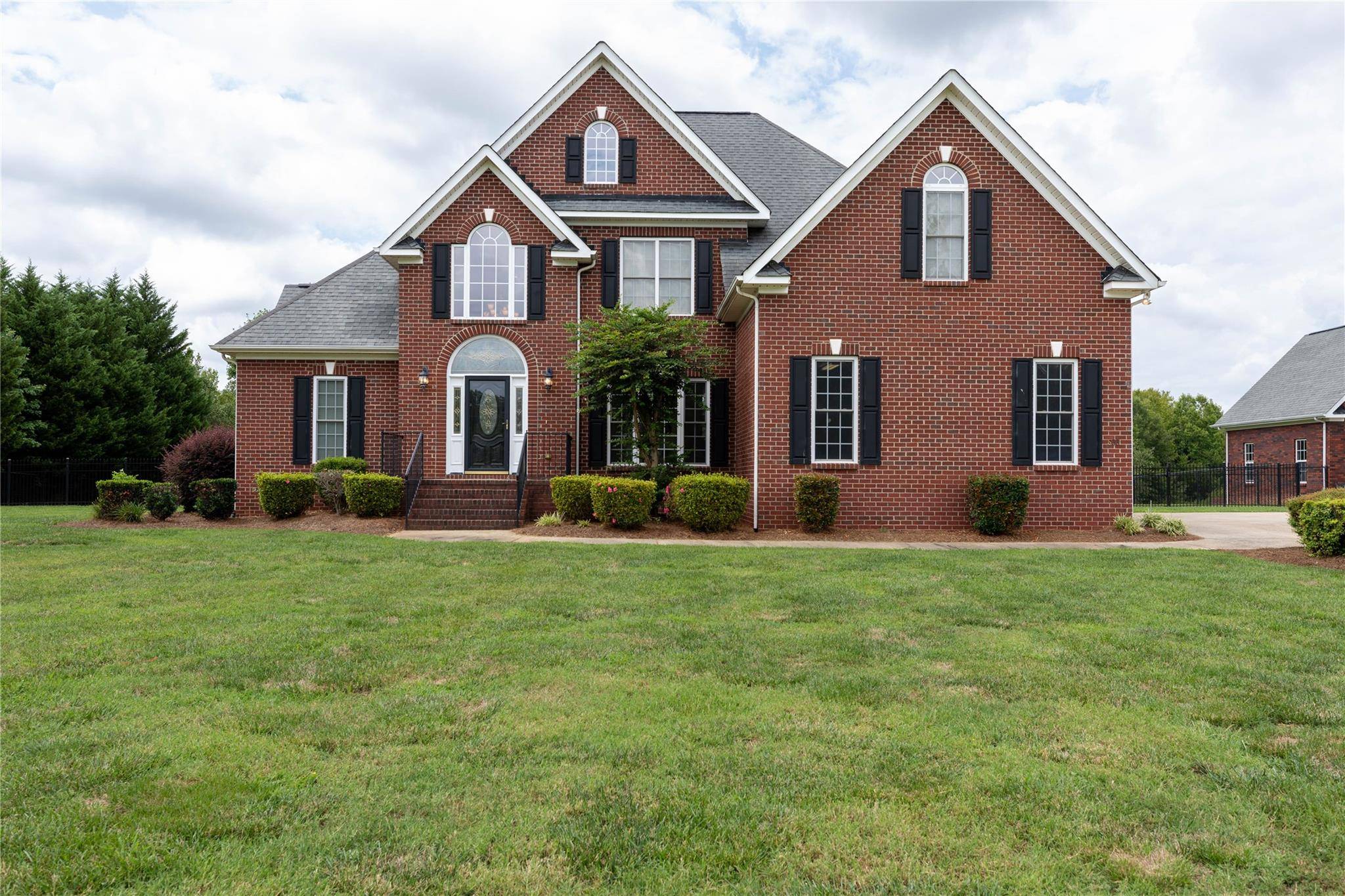 York, SC 29745,533 Mason Dickson RD
