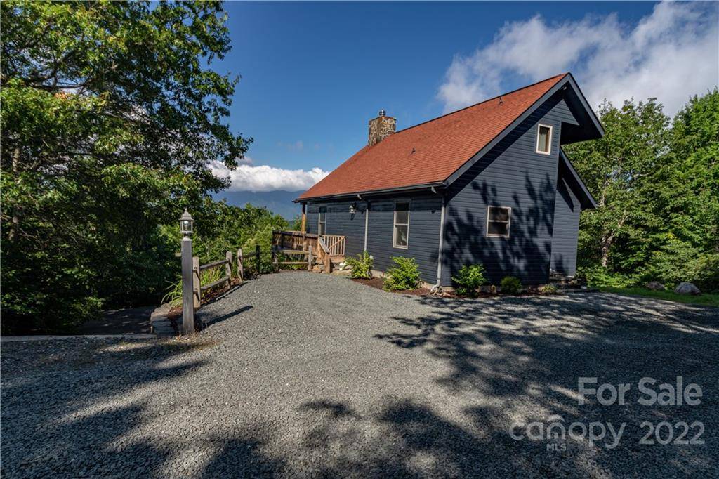 Little Switzerland, NC 28749,939 Pine Tree RD