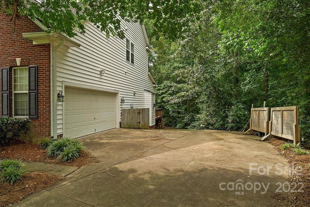 Fort Mill, SC 29715,103 Tree Branch CT #24