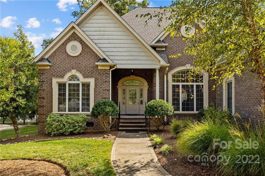 Matthews, NC 28104,5897 Four Wood DR