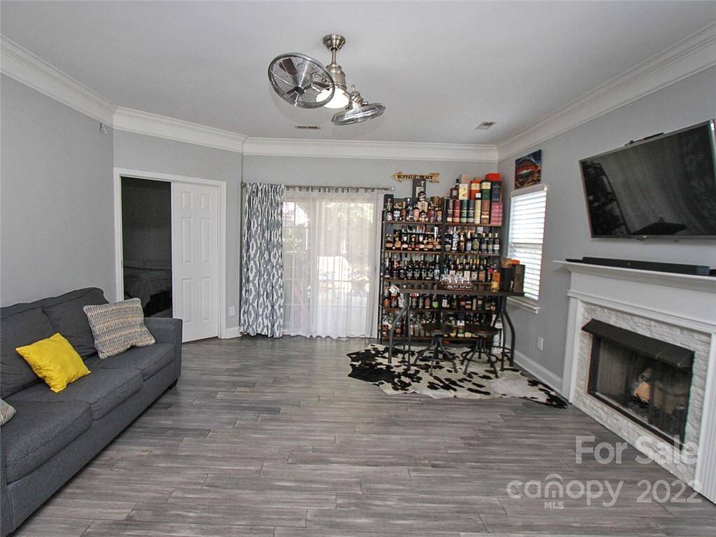 Charlotte, NC 28215,9629 Callison CT