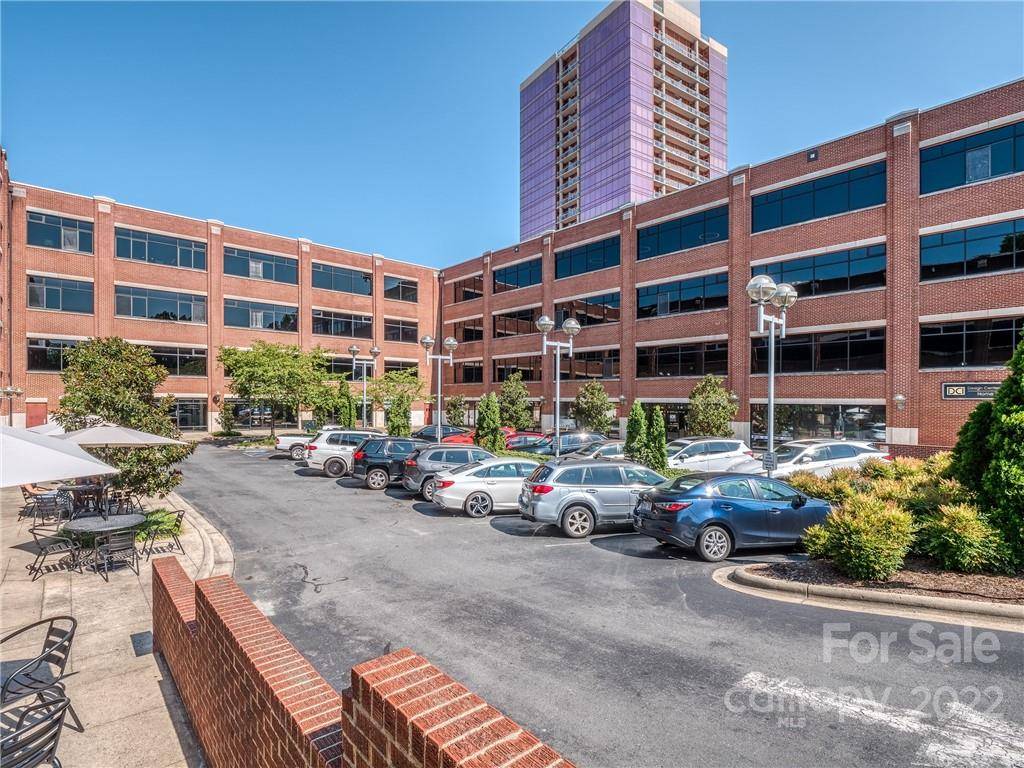 Charlotte, NC 28203,310 Arlington AVE #322