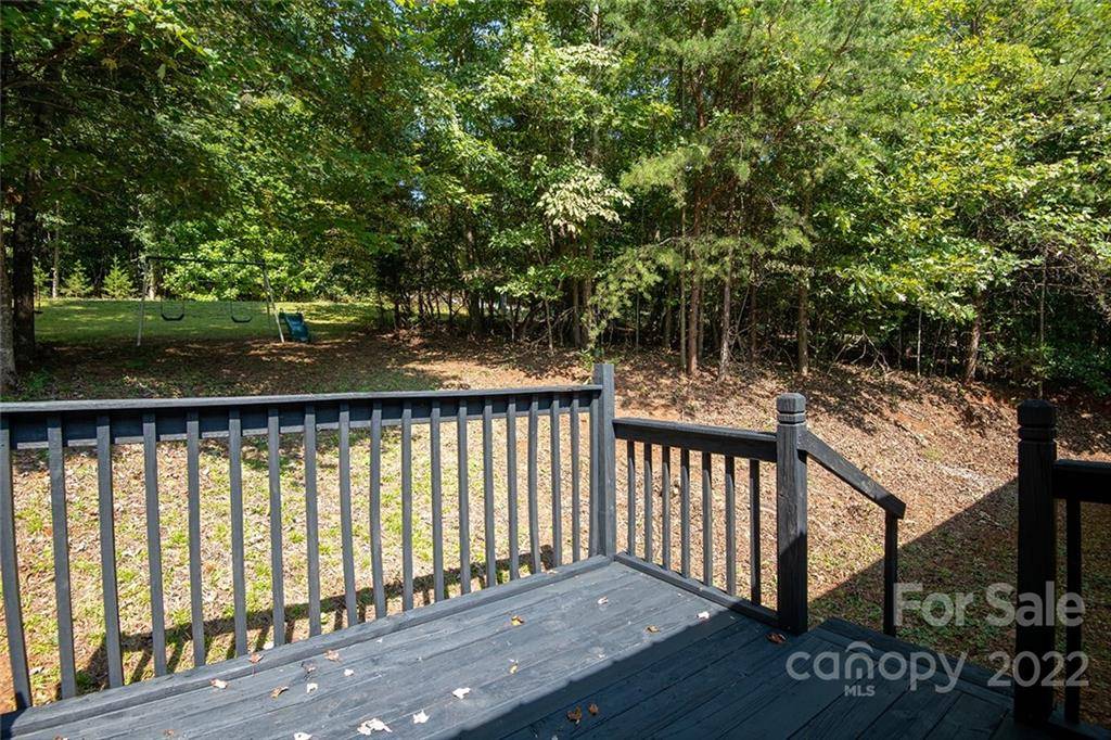 Morganton, NC 28655,152 River Breeze DR