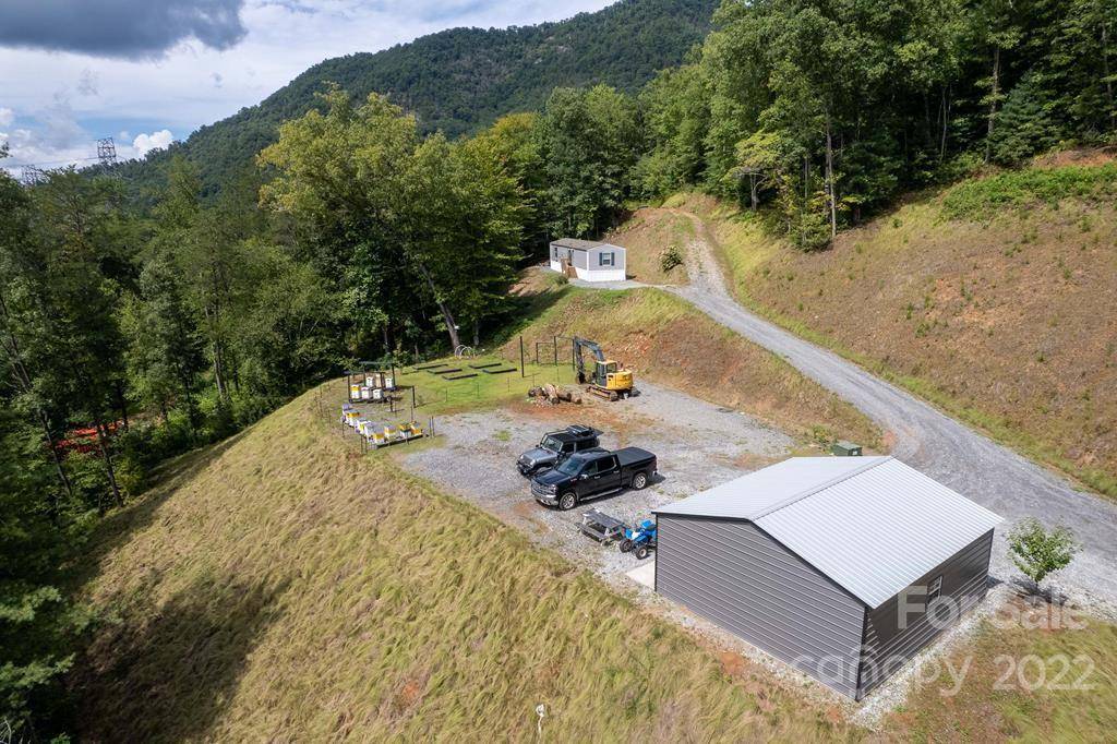 Tuckasegee, NC 28783,1093 Canada RD