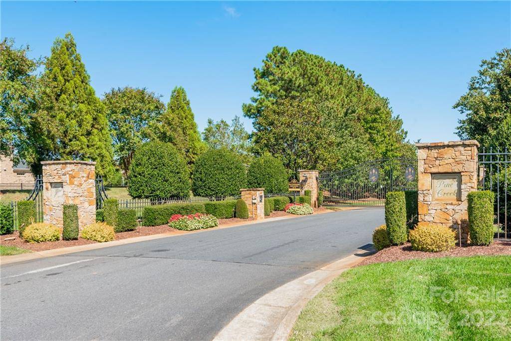 Kannapolis, NC 28081,5983 Rolling Ridge DR