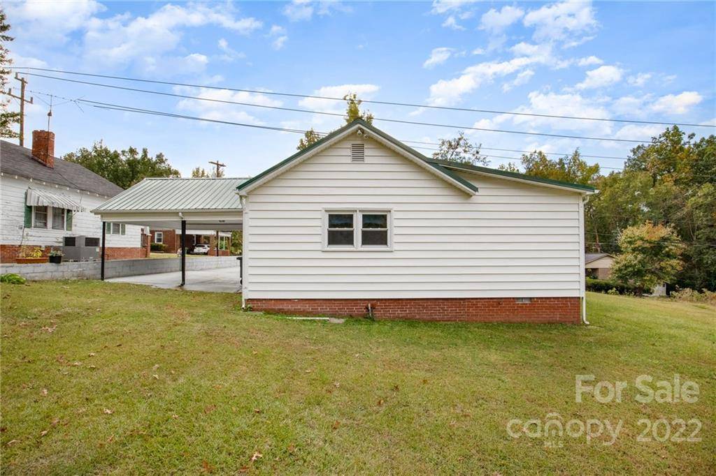 Kershaw, SC 29067,121 1st ST