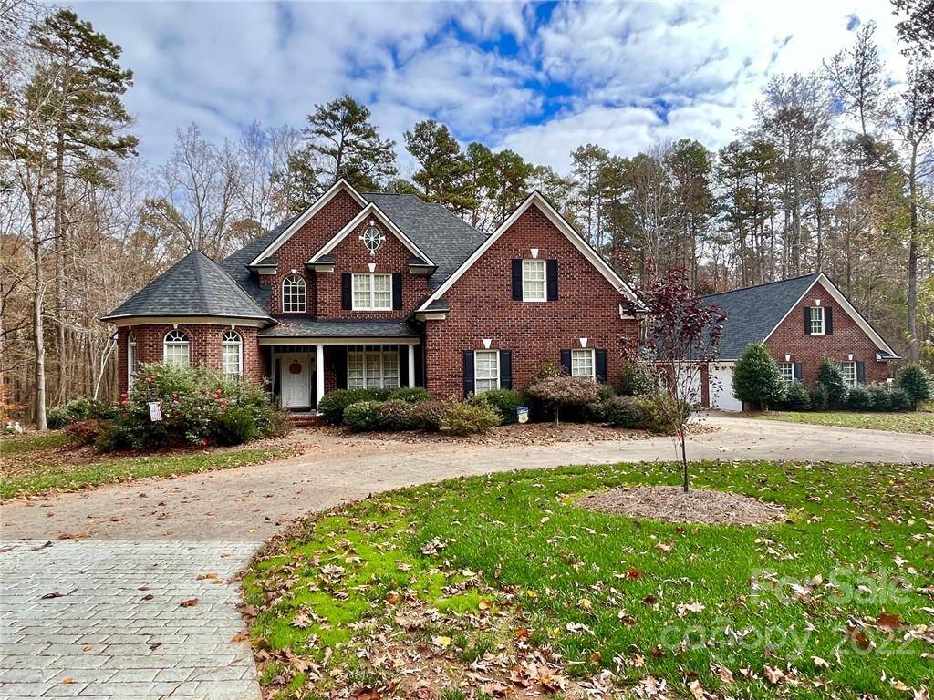 Davidson, NC 28036,6376 Fox Chase DR