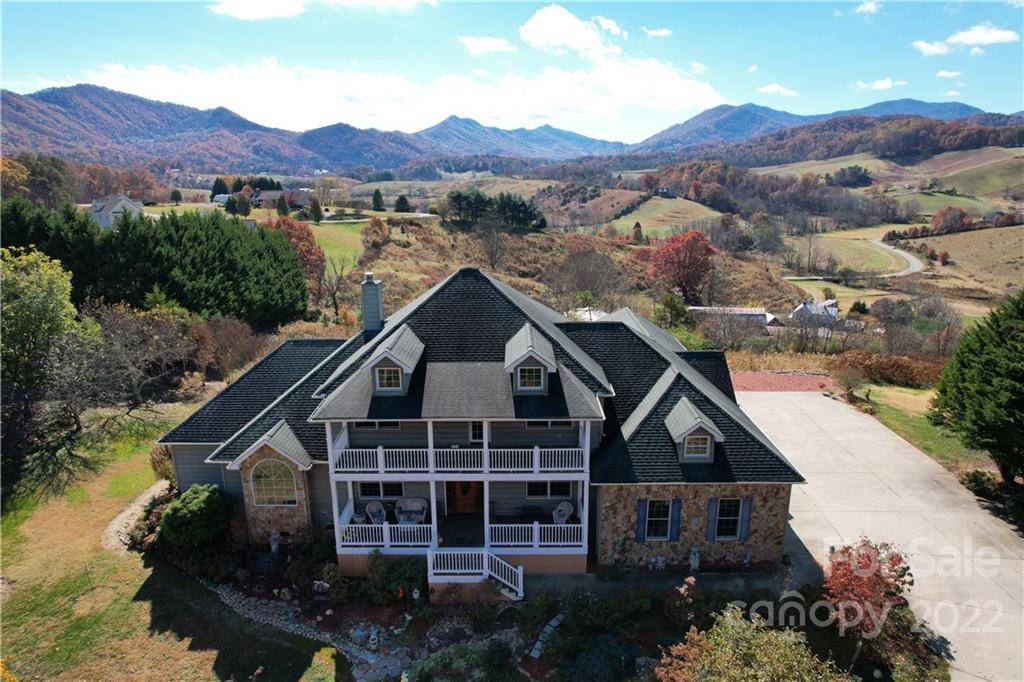 Leicester, NC 28748,10 Pearl Mountain RDG