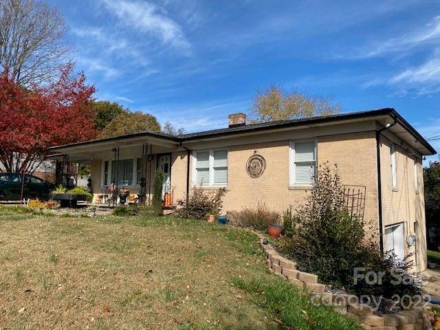 Morganton, NC 28655,803 College ST