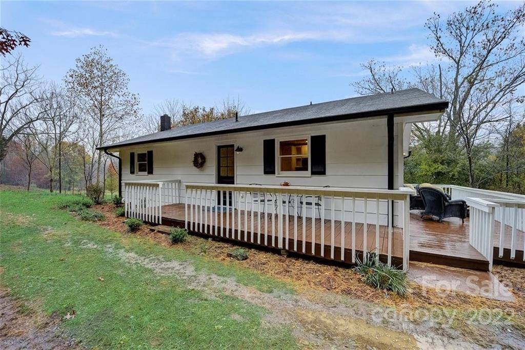 Fairview, NC 28730,125 Old Fort RD