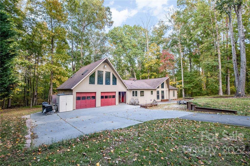 Charlotte, NC 28215,11546 Gelding DR