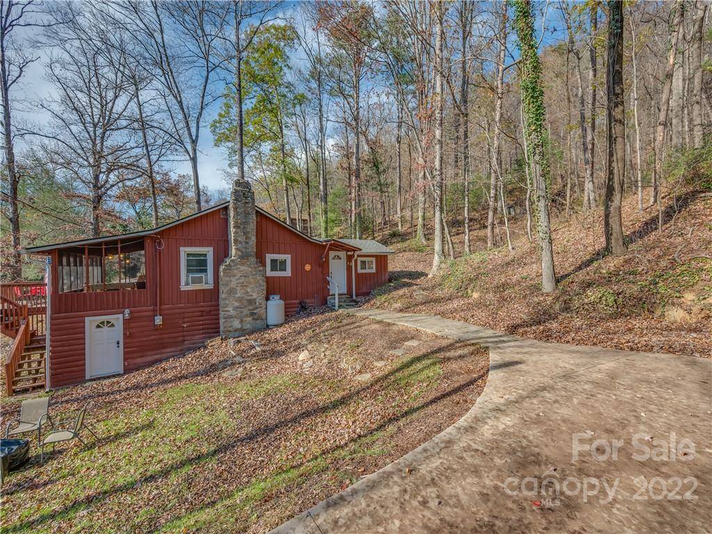 Chimney Rock, NC 28720,277 Terrace DR