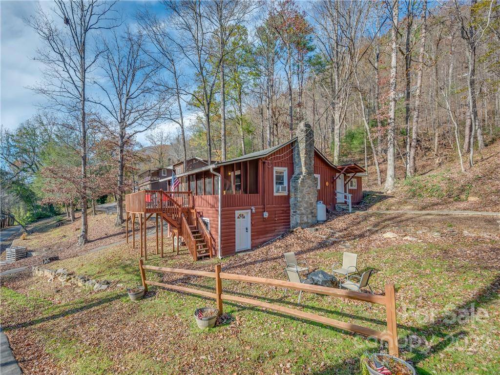 Chimney Rock, NC 28720,277 Terrace DR