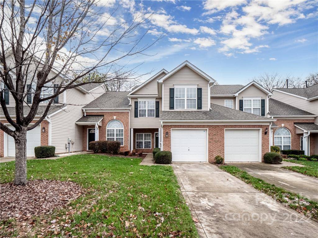 Matthews, NC 28105,3512 Summerfield Ridge LN