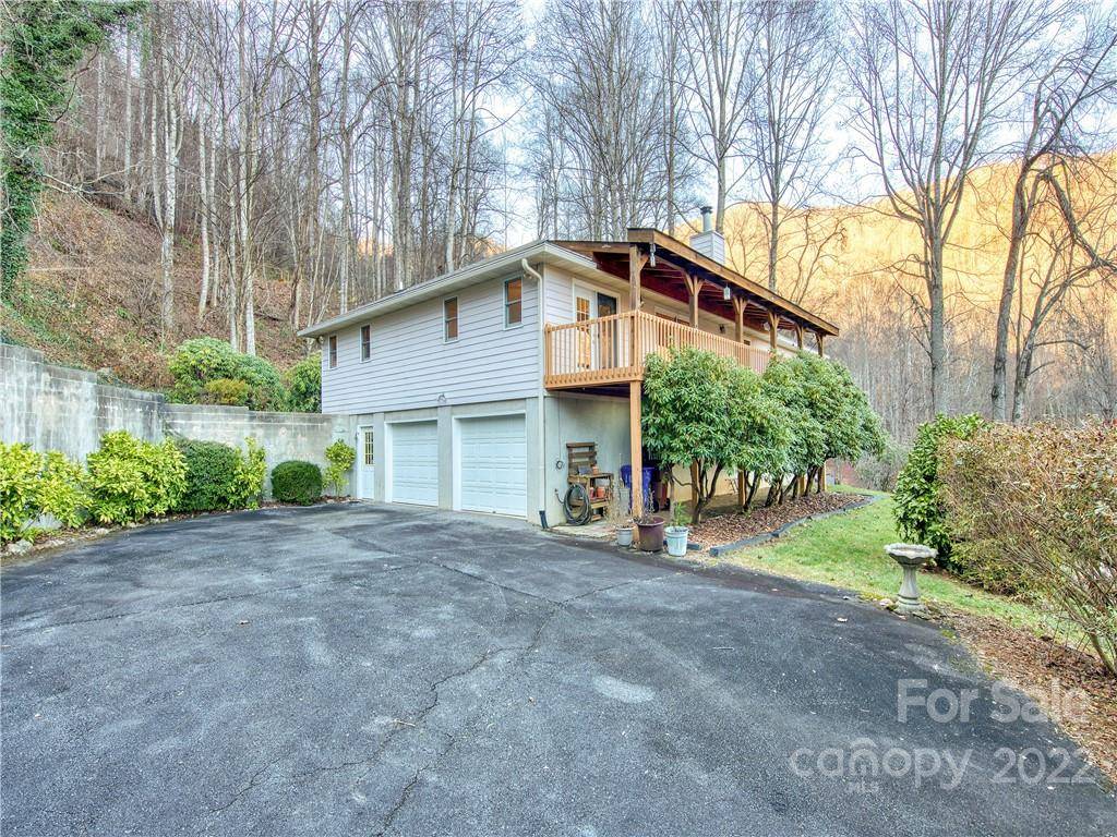 Maggie Valley, NC 28751,80 Range DR