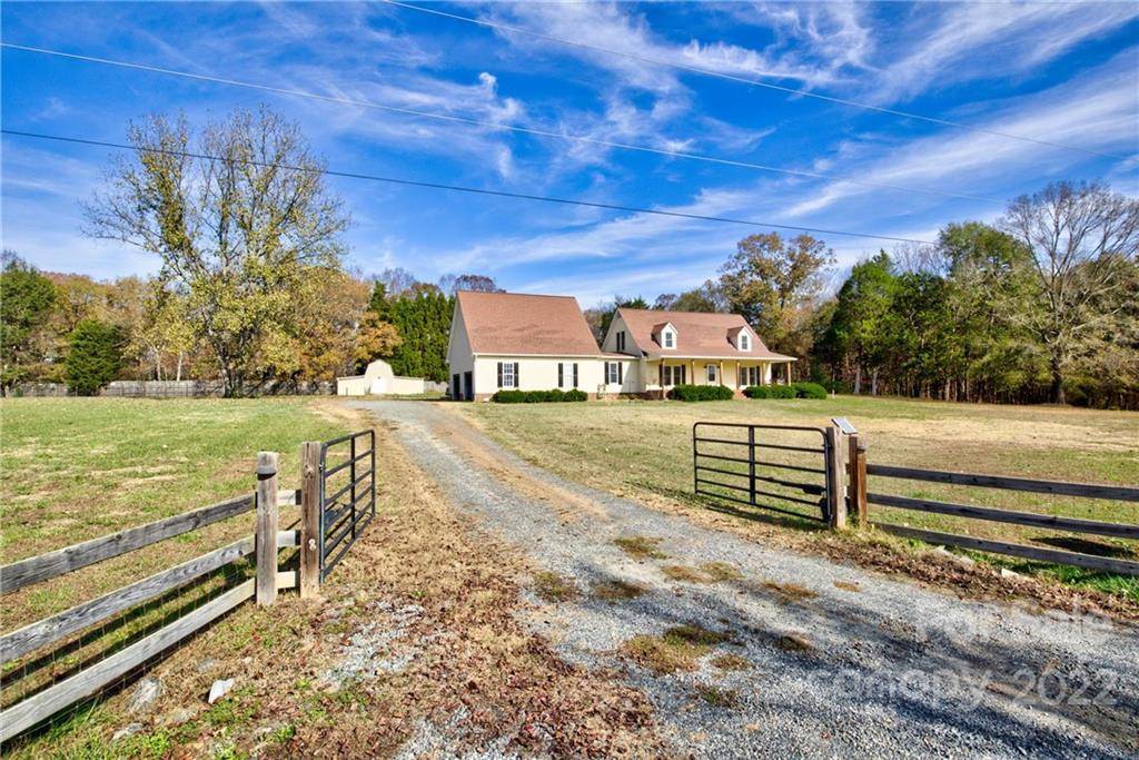 Davidson, NC 28036,9650 Harvest LN
