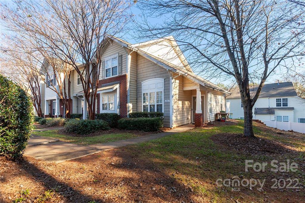 Charlotte, NC 28269,6206 Waverlyglen CT