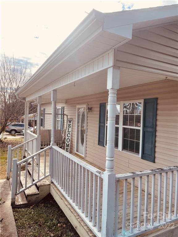 Lenoir, NC 28645,2096 Union Grove RD