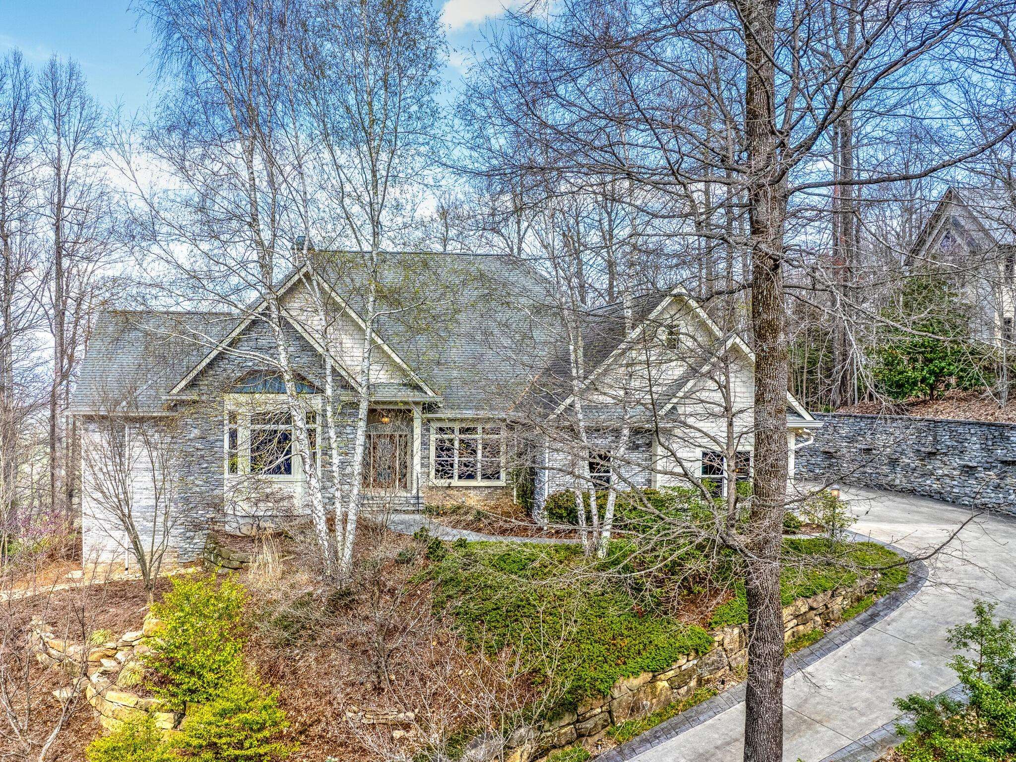 Flat Rock, NC 28731,121 Tarnhill DR