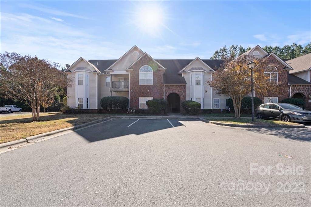 Charlotte, NC 28212,2554 Carya Pond LN