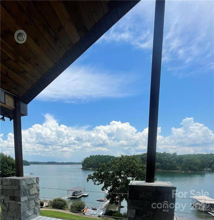 Nebo, NC 28761,845 Lake Club DR