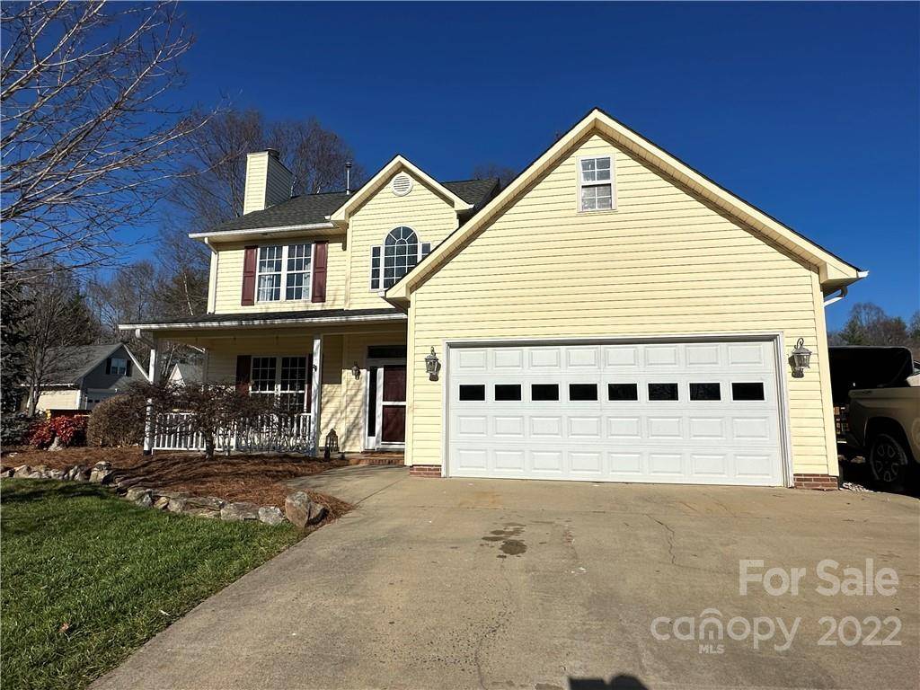 Fletcher, NC 28732,370 Glensprings DR