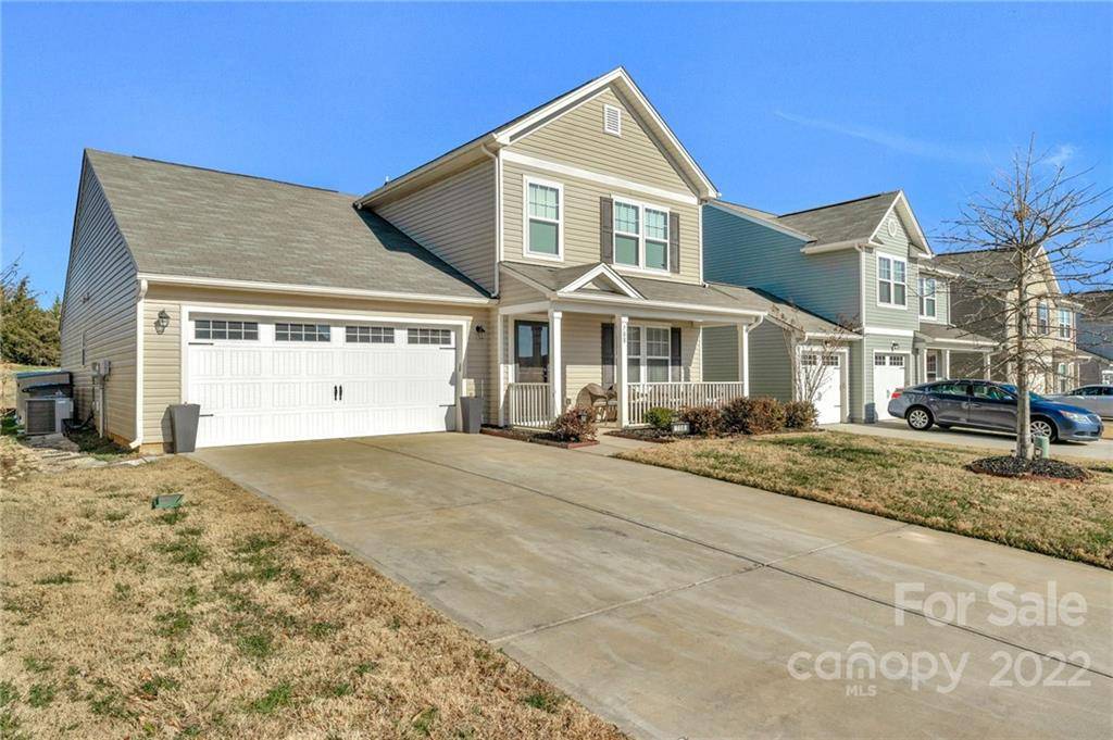 Kannapolis, NC 28081,708 Falls LN