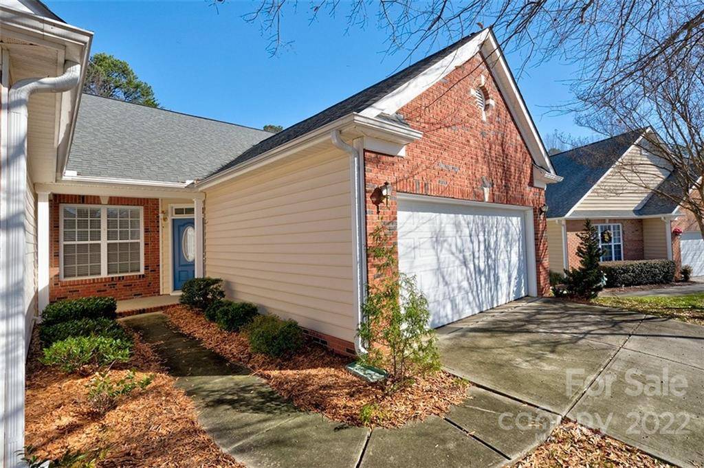 Fort Mill, SC 29708,1661 Onyx RDG