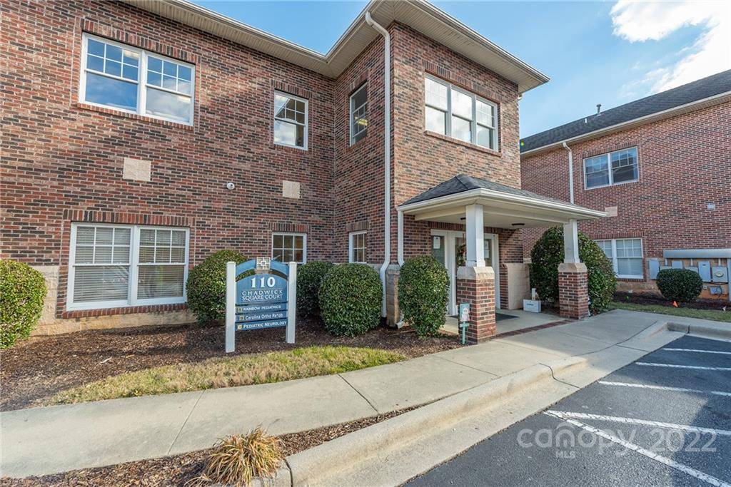 Hendersonville, NC 28739,110 A Chadwick Square CT