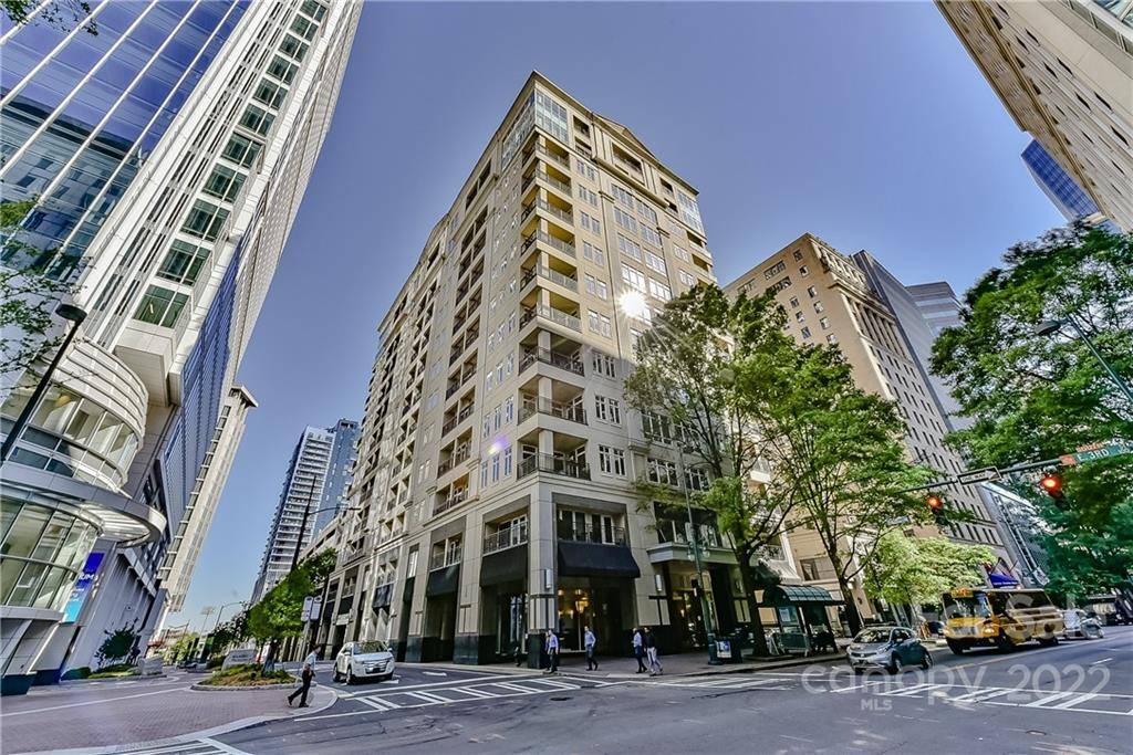 Charlotte, NC 28202,230 S Tryon ST #205