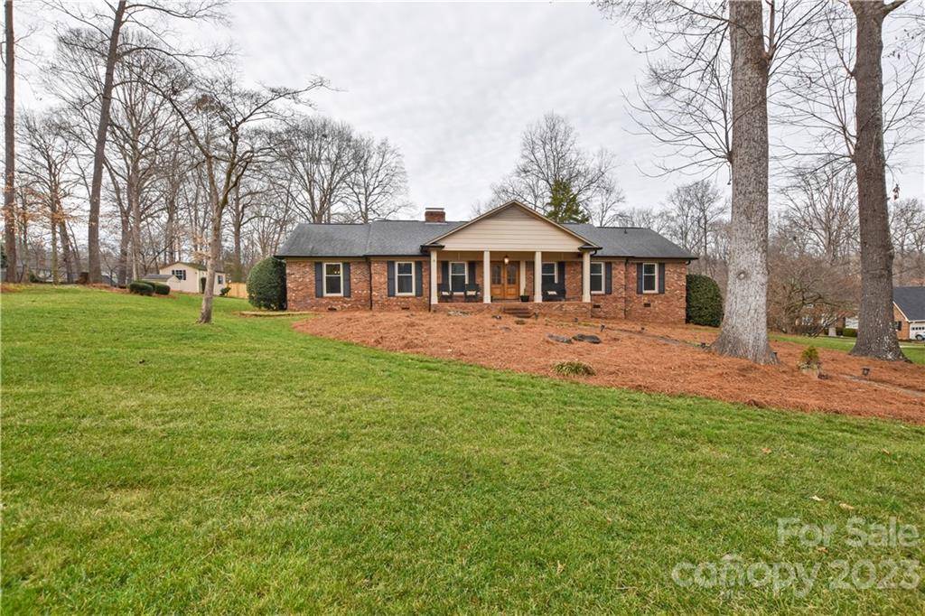 Belmont, NC 28012,313 Fallingbrook DR