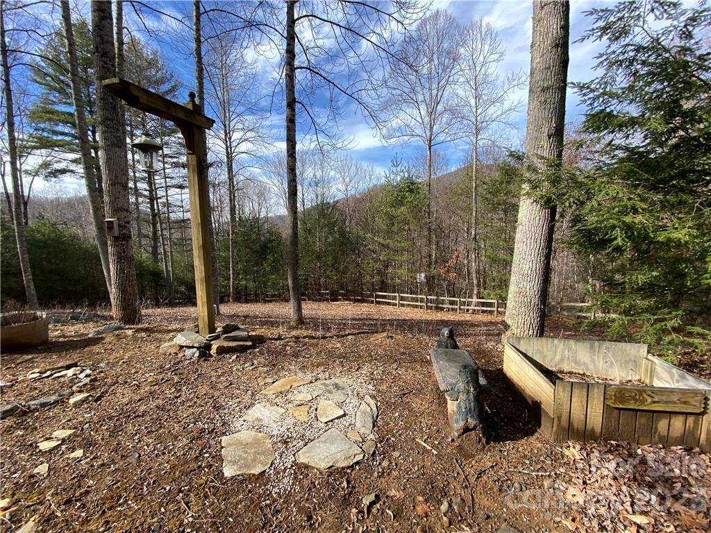 Bakersville, NC 28705,307 Dancing Leaf LN #3