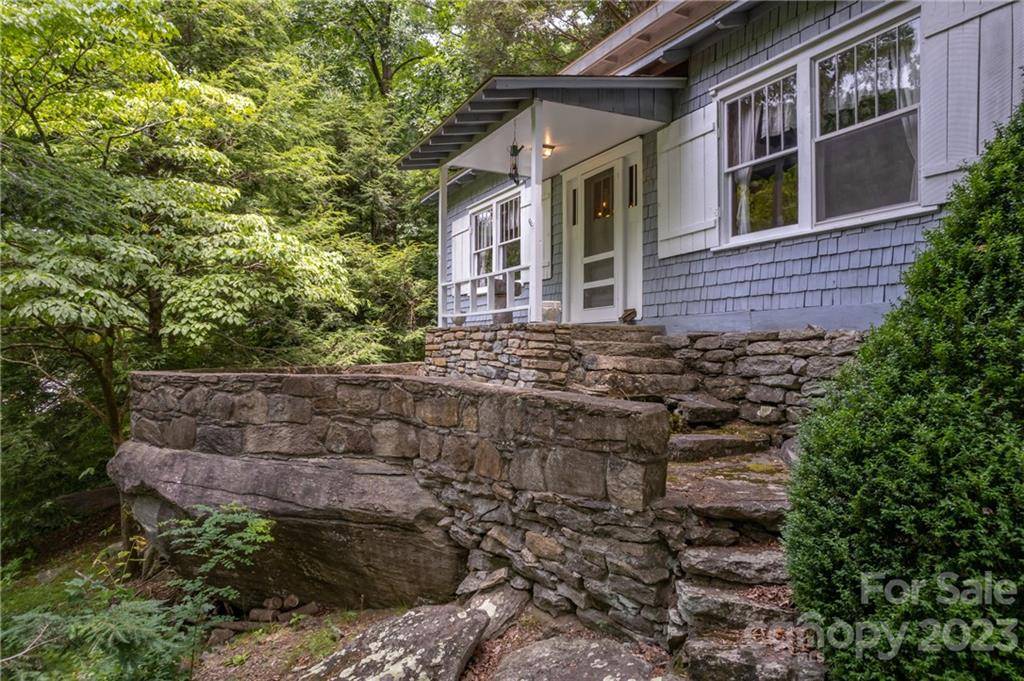 Chimney Rock, NC 28720,113 Sierra PL