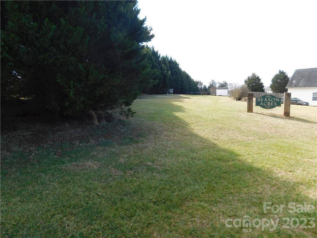 Lincolnton, NC 28092,0 Beason DR