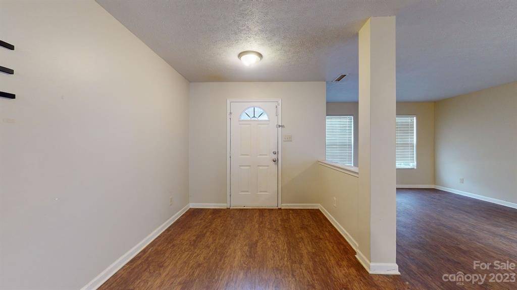 Harrisburg, NC 28075,5564 Hammermill DR