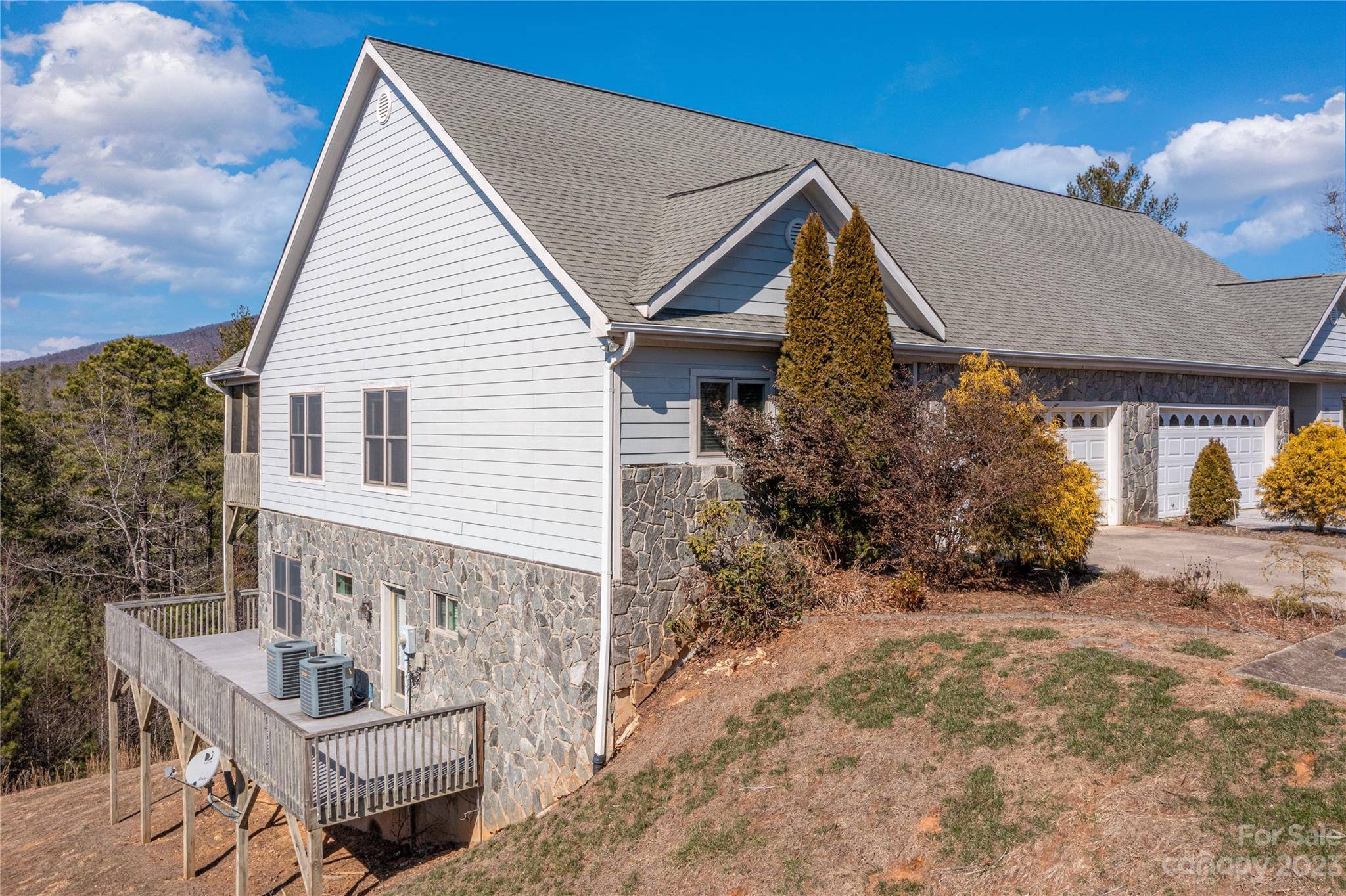 Nebo, NC 28761,197 Bear Cliff Village DR