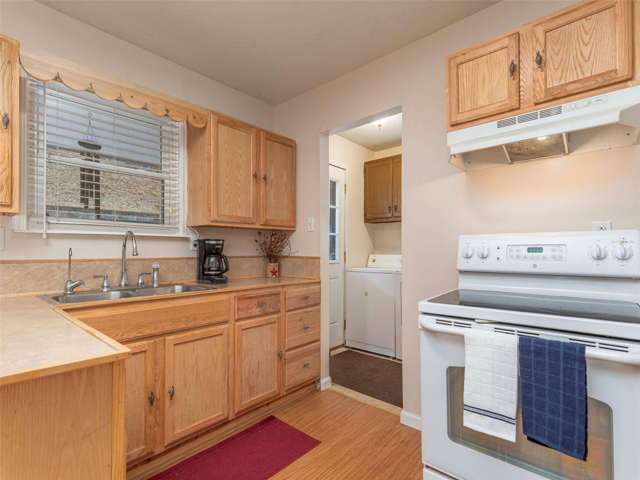 Waynesville, NC 28786,51 Belleview RD