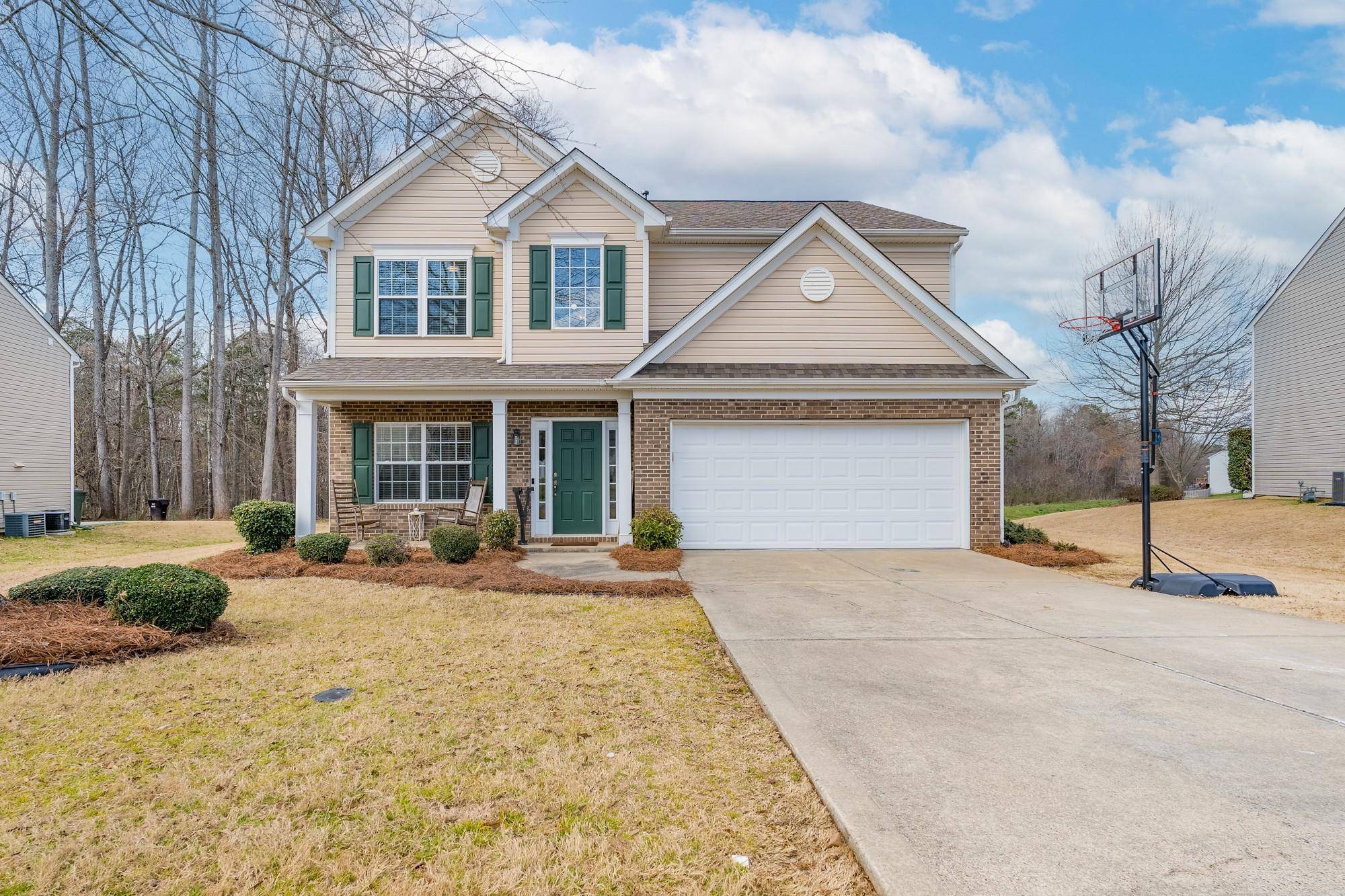 Rock Hill, SC 29732,302 Notable LN