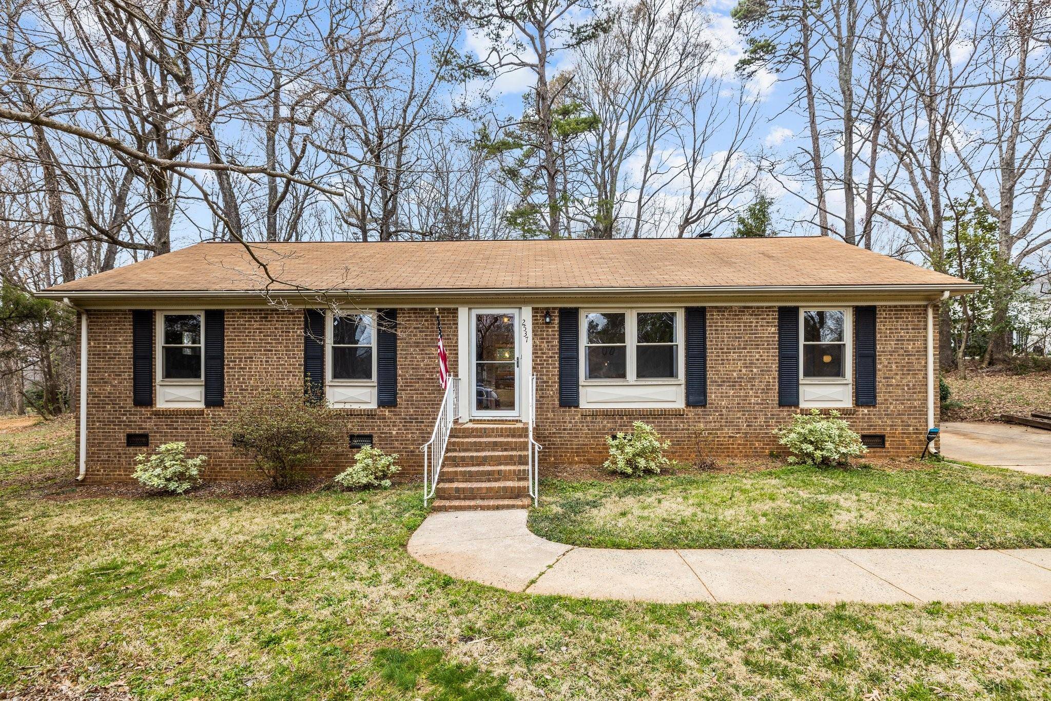 Matthews, NC 28105,2537 Wood Star CT